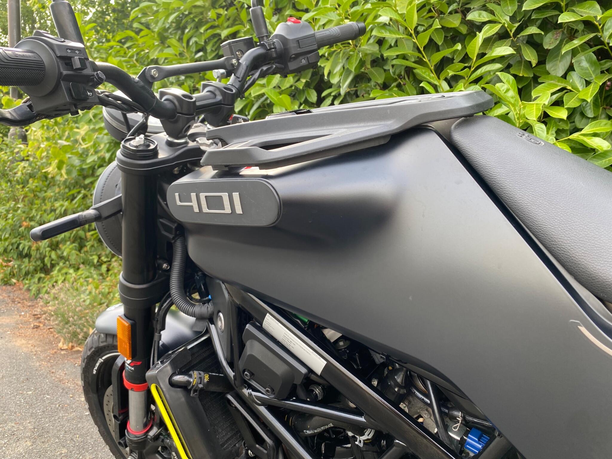 2024 24 Reg Husqvarna Svartpilen 401